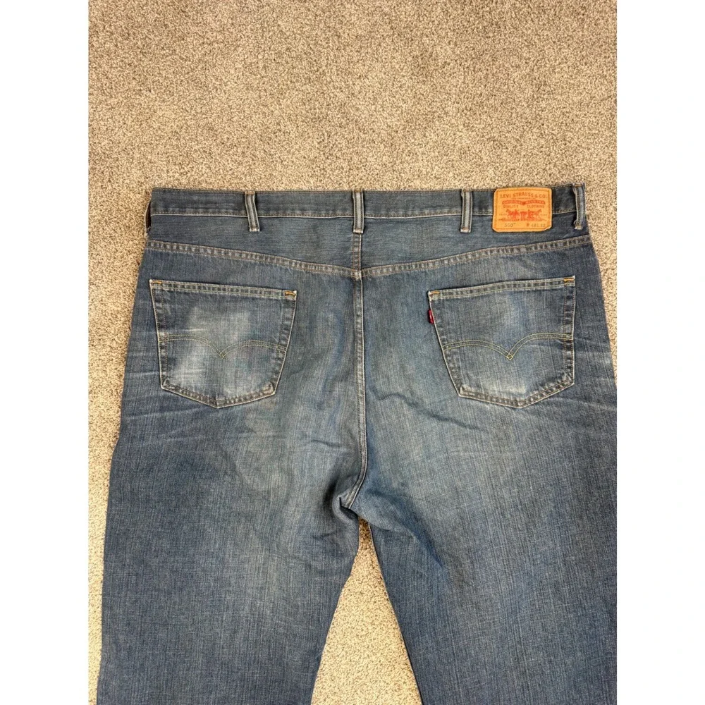 Levis 550 Relaxed Fit Jeans Mens 48x32 Medium Wash Blue Denim‎ 100% Cotton